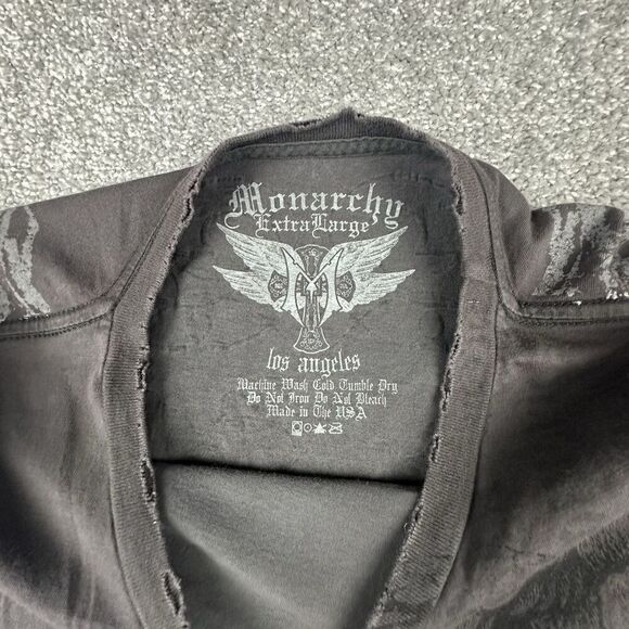 Vintage Monarchy T-Shirt Mens XL Made in USA Black Distressed 00's Graphic Print - Picture 4 of 6